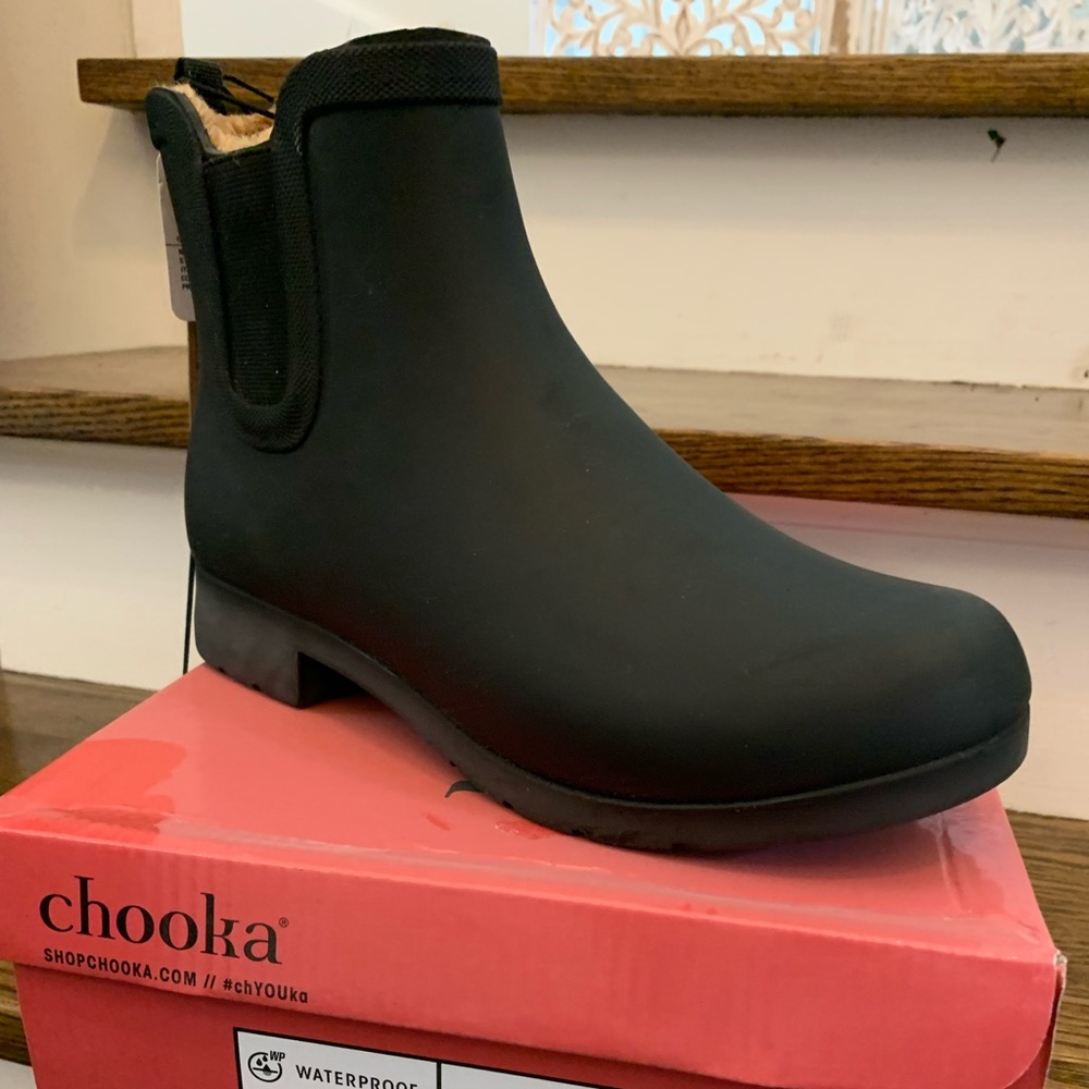 NIB Chooka Plush Chelsea Rain Boot